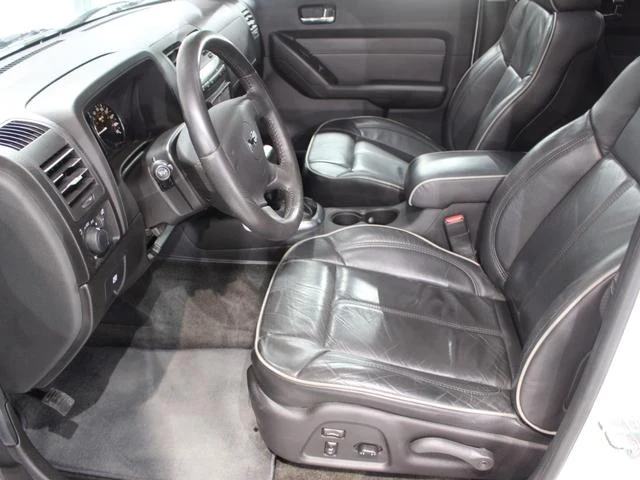 Hummer H3 28