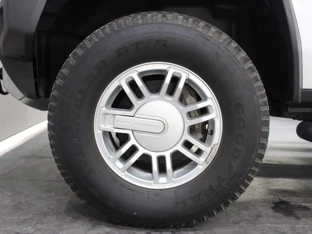 Hummer H3 51