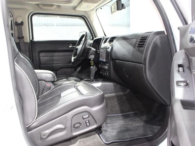 Hummer H3 7