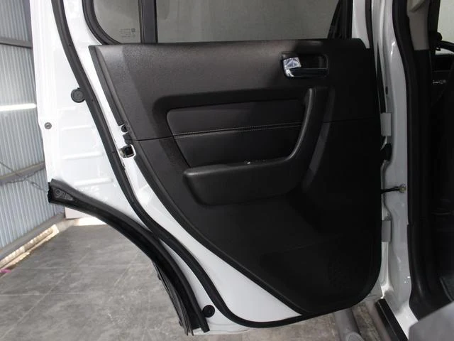 Hummer H3 23