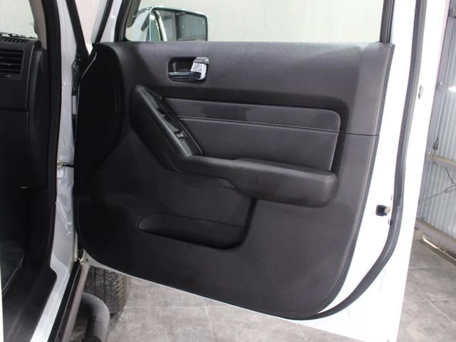 Hummer H3 24