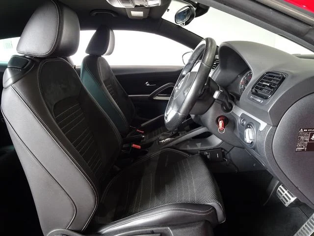 Volkswagen SCIROCCO 21