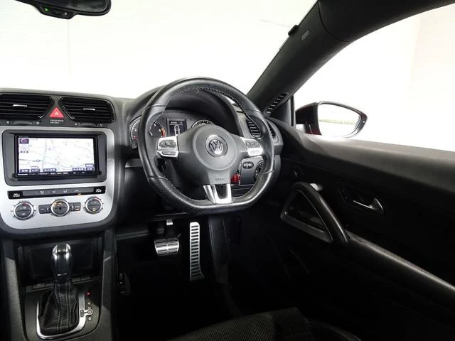Volkswagen SCIROCCO 10