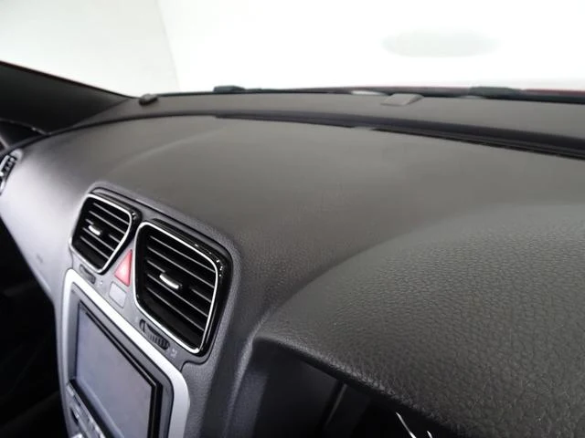 Volkswagen SCIROCCO 36