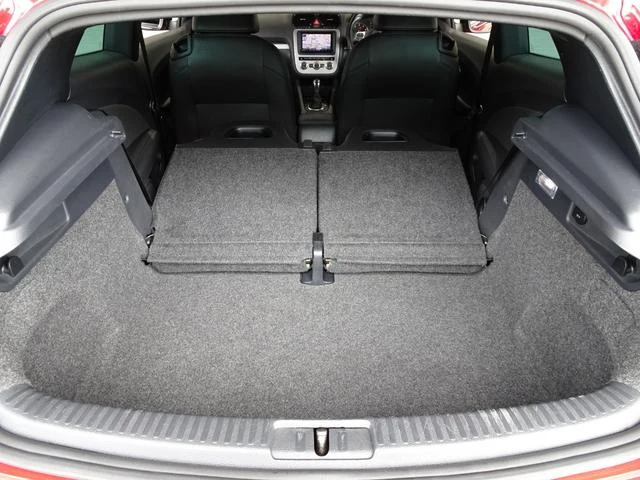 Volkswagen SCIROCCO 42