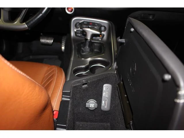 Dodge CHARENGER 36