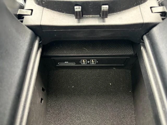 MERCEDES BENZ C-CLASS 12