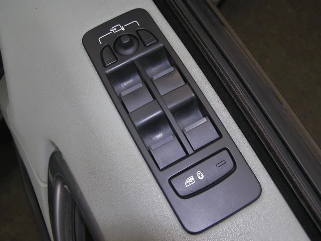 Land Rover DISCOVERY 50