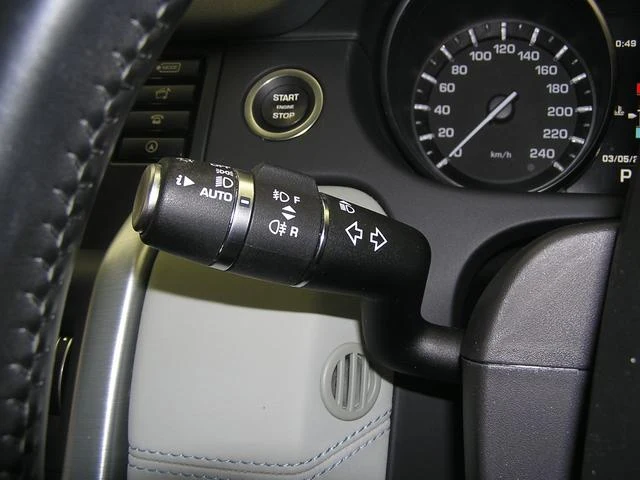 Land Rover DISCOVERY 44