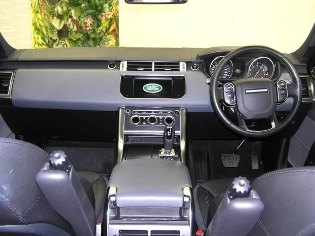 Land Rover RANGE ROVER 6