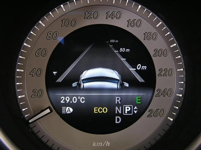 MERCEDES BENZ E-CLASS 48