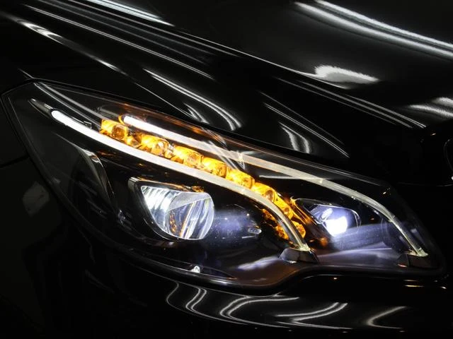 MERCEDES BENZ E-CLASS 34