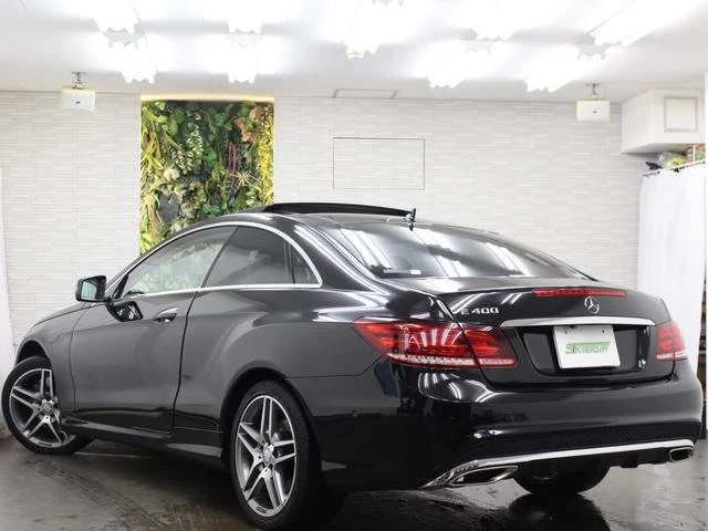 MERCEDES BENZ E-CLASS 4