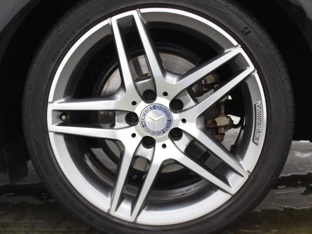 MERCEDES BENZ E-CLASS 29