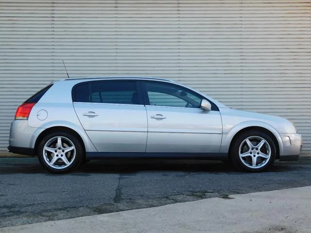 Opel SIGNUM 8
