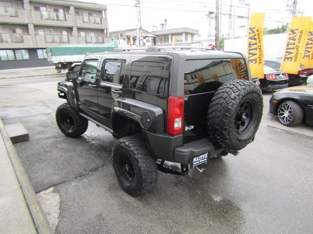 Hummer H3 27