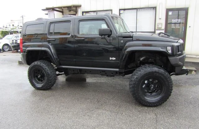 Hummer H3 6
