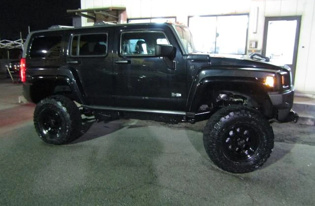 Hummer H3 35
