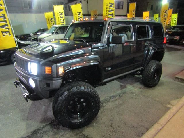 Hummer H3 38