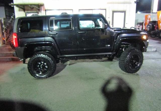 Hummer H3 36
