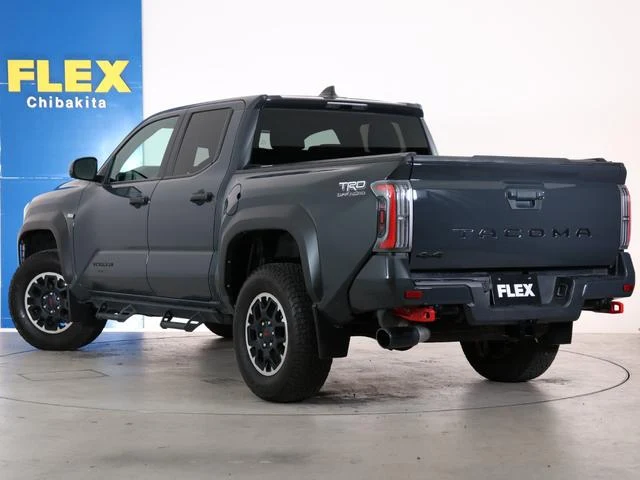 AMERICA TOYOTA TACOMA 22