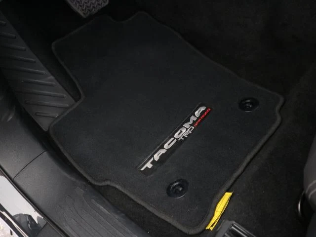 AMERICA TOYOTA TACOMA 71