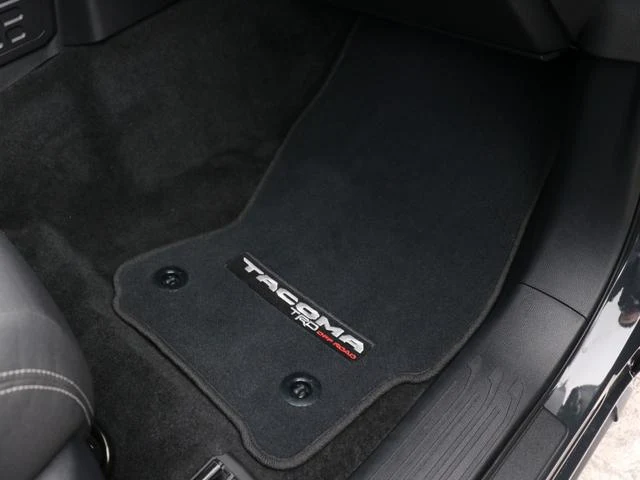 AMERICA TOYOTA TACOMA 72