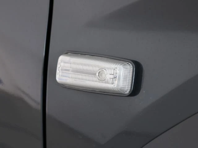 AMERICA TOYOTA TACOMA 32