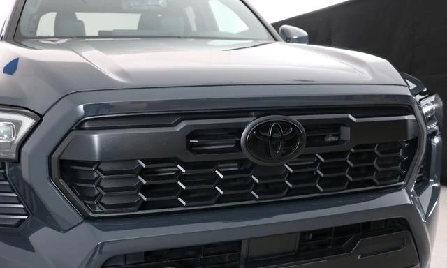 AMERICA TOYOTA TACOMA 27