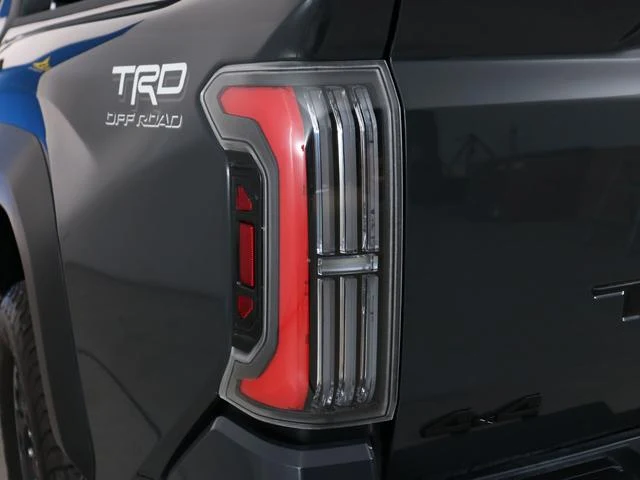 AMERICA TOYOTA TACOMA 38