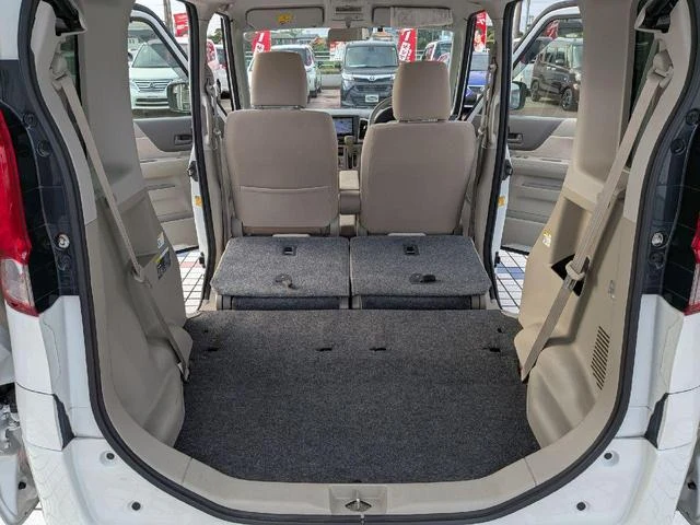 Mazda FLAIR 26