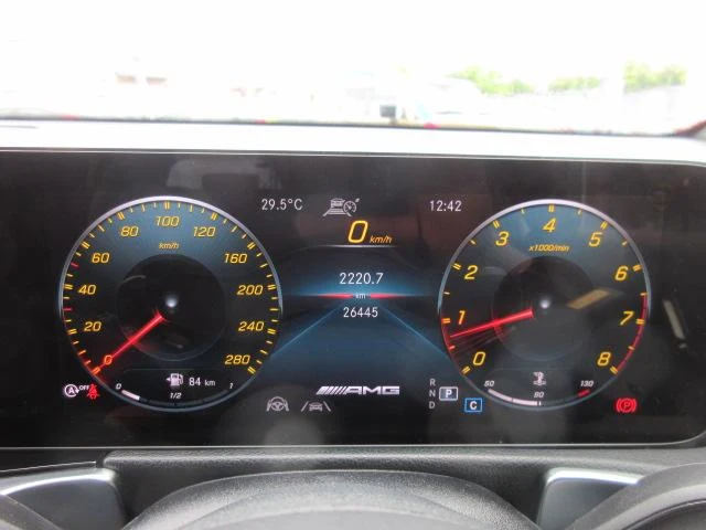 MERCEDES AMG GLB 52