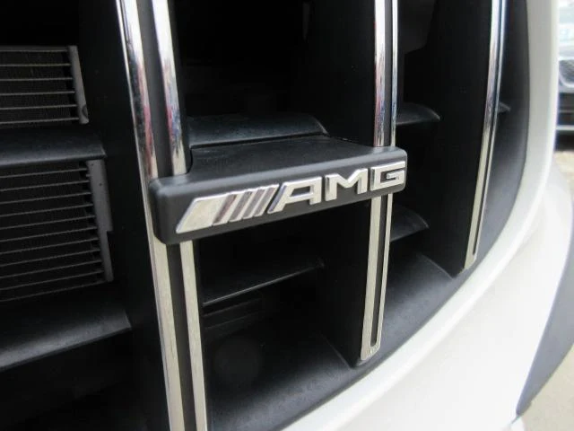 MERCEDES AMG GLB 34