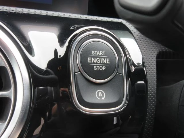 MERCEDES BENZ CLA-CLASS 51