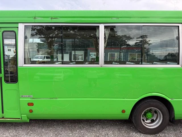 Mitsubishi Fuso ROSA 69