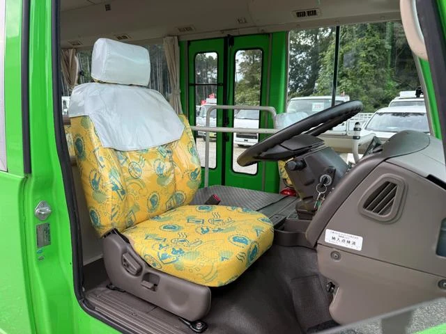 Mitsubishi Fuso ROSA 11