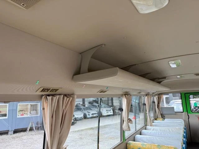 Mitsubishi Fuso ROSA 32