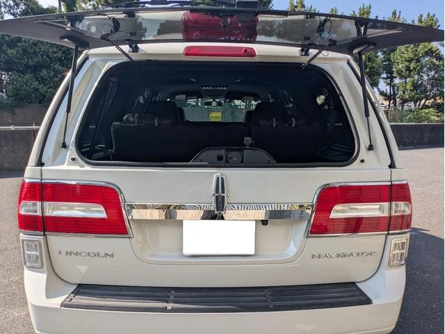 Lincoln NAVIGATOR 17