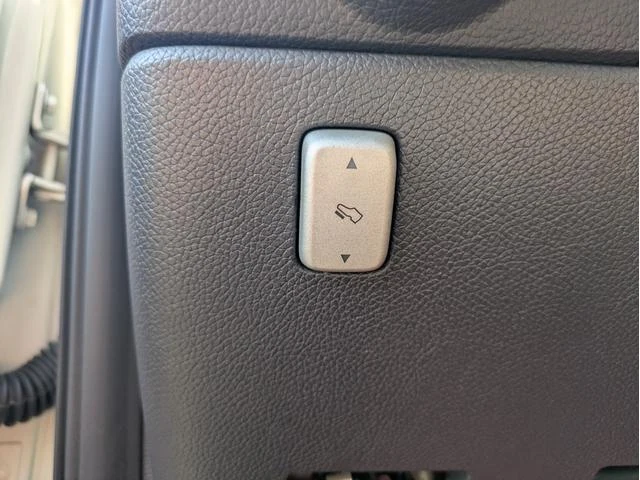 Lincoln NAVIGATOR 33