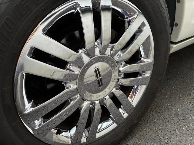 Lincoln NAVIGATOR 10