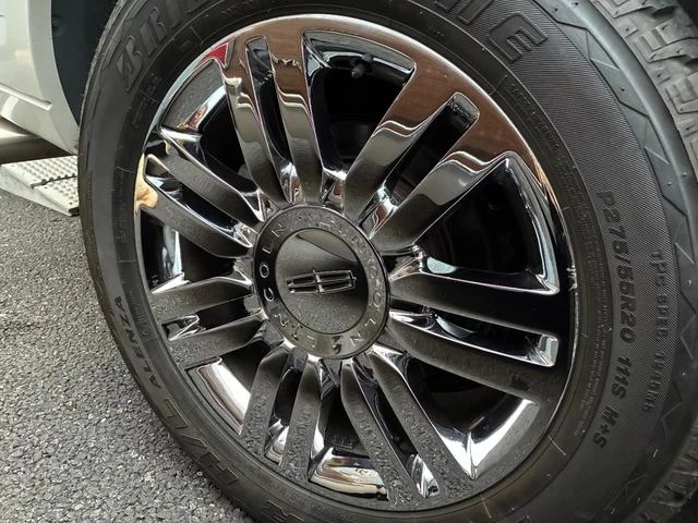 Lincoln NAVIGATOR 12