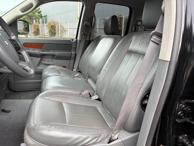 Dodge RAM 38