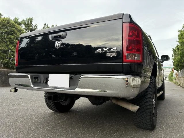 Dodge RAM 77