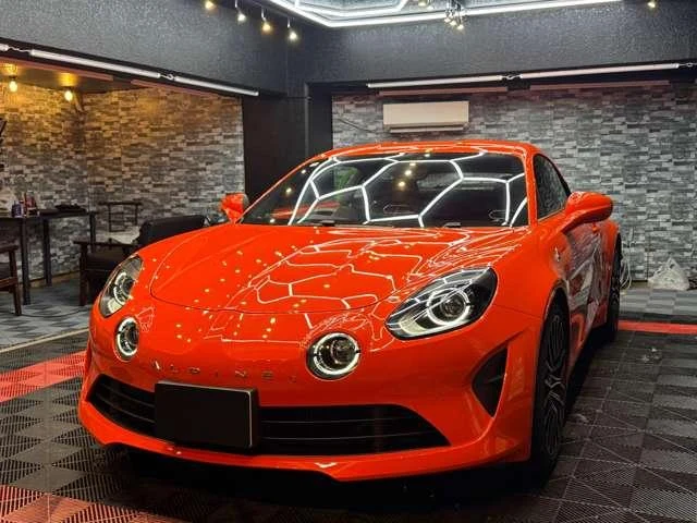 Alpine A110 8