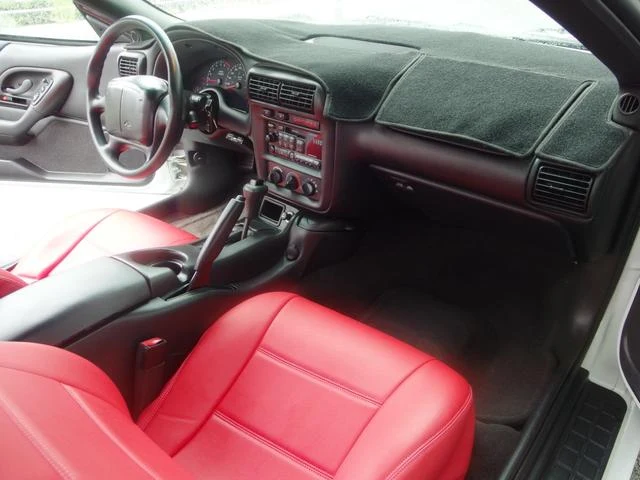 Chevrolet CAMARO 6