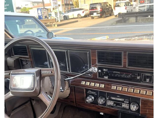 Lincoln MARK VI 13