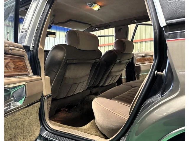 Lincoln MARK VI 12