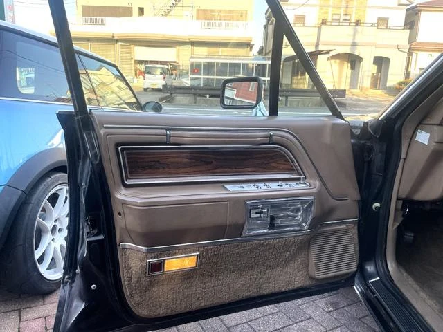 Lincoln MARK VI 24