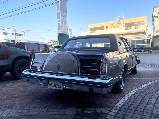 Lincoln MARK VI 8