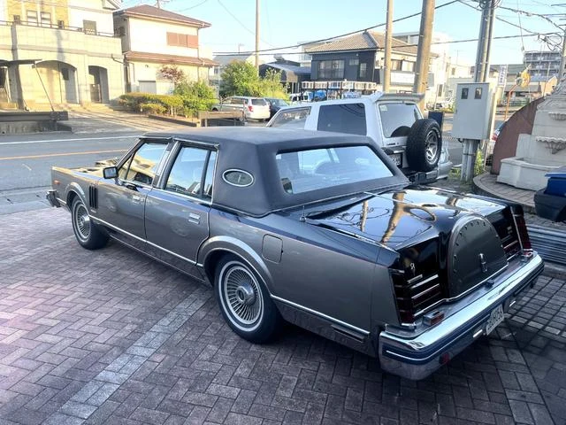 Lincoln MARK VI 5